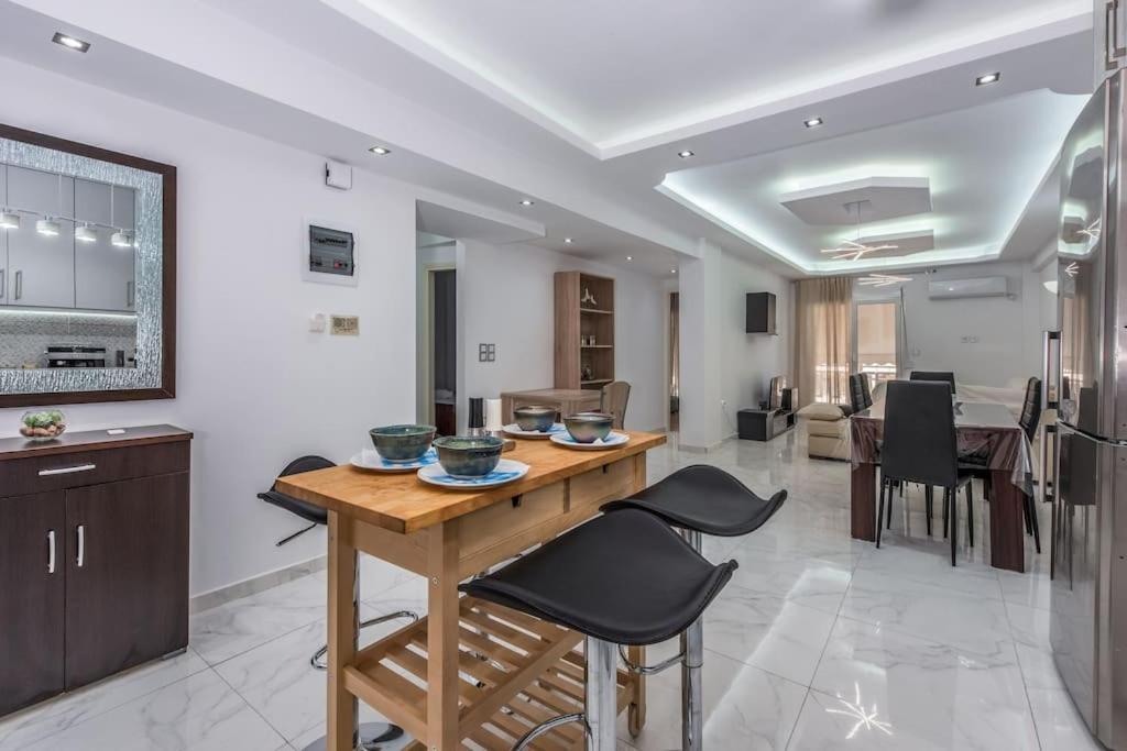 Be Cool Near Kypseli By Atheniankeys Apartment ภายนอก รูปภาพ
