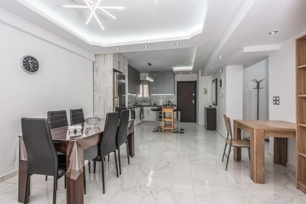 Be Cool Near Kypseli By Atheniankeys Apartment ภายนอก รูปภาพ